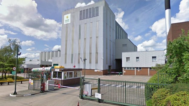 Dairy Crest Crudgington site homes plan approved - BBC News