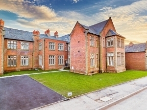 Leighton Park