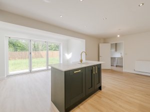 Kitchen/dining/family room