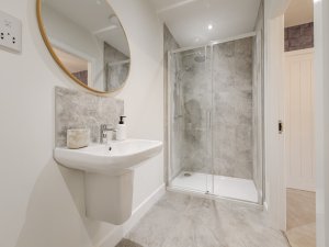 En-suite to bedroom two