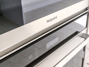 Oven