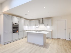 Kitchen/dining/family room
