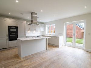 Kitchen/dining/family area