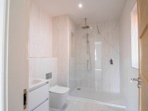 Ensuite one