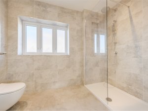 En-suite 1