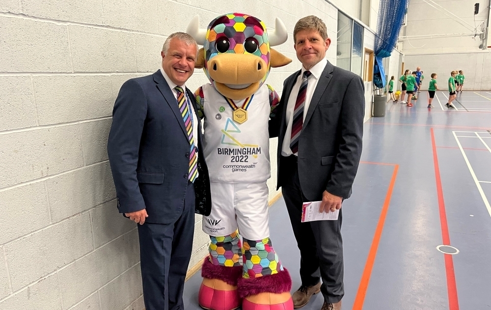 Mark Cooper, Perry & Richard Shackleton