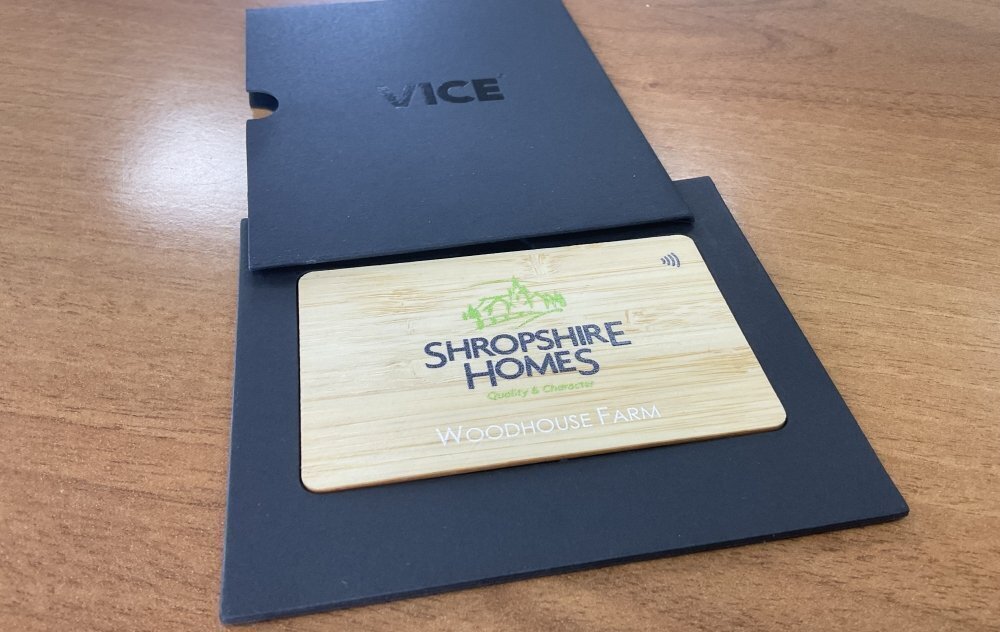 One-tap card made out of bamboo